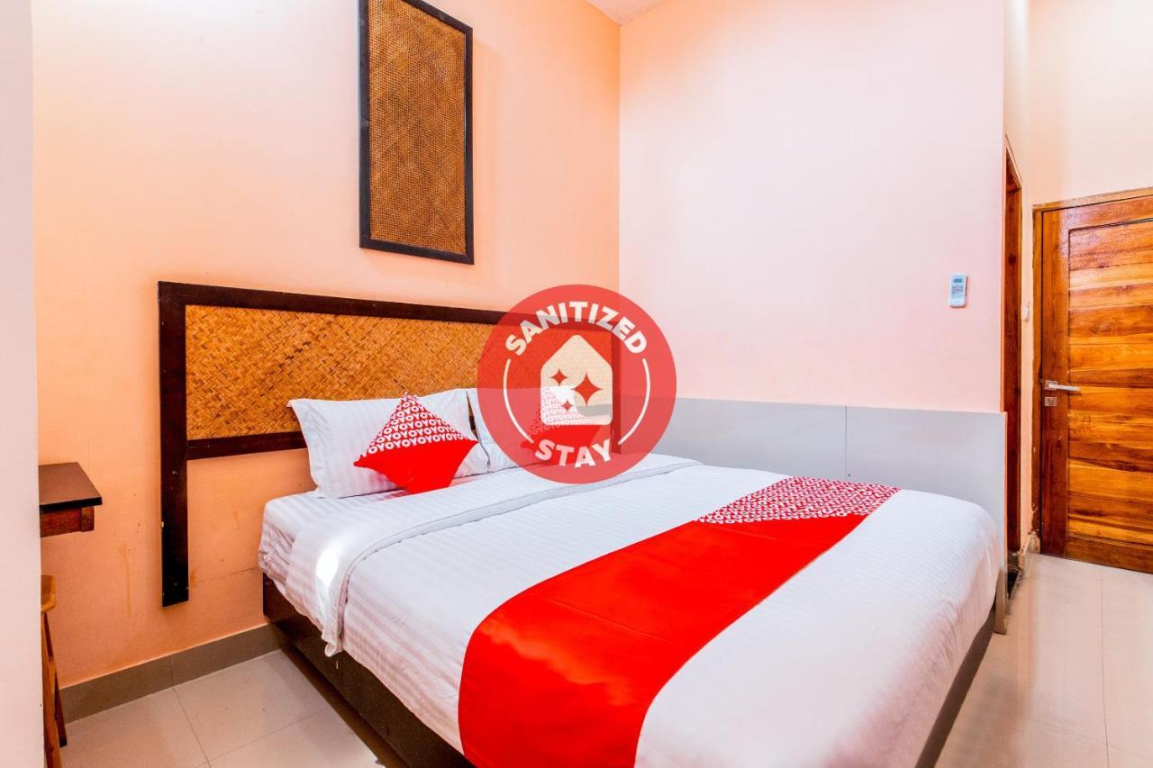 Hotel Oyo 1229 Dc Pramuka 2*